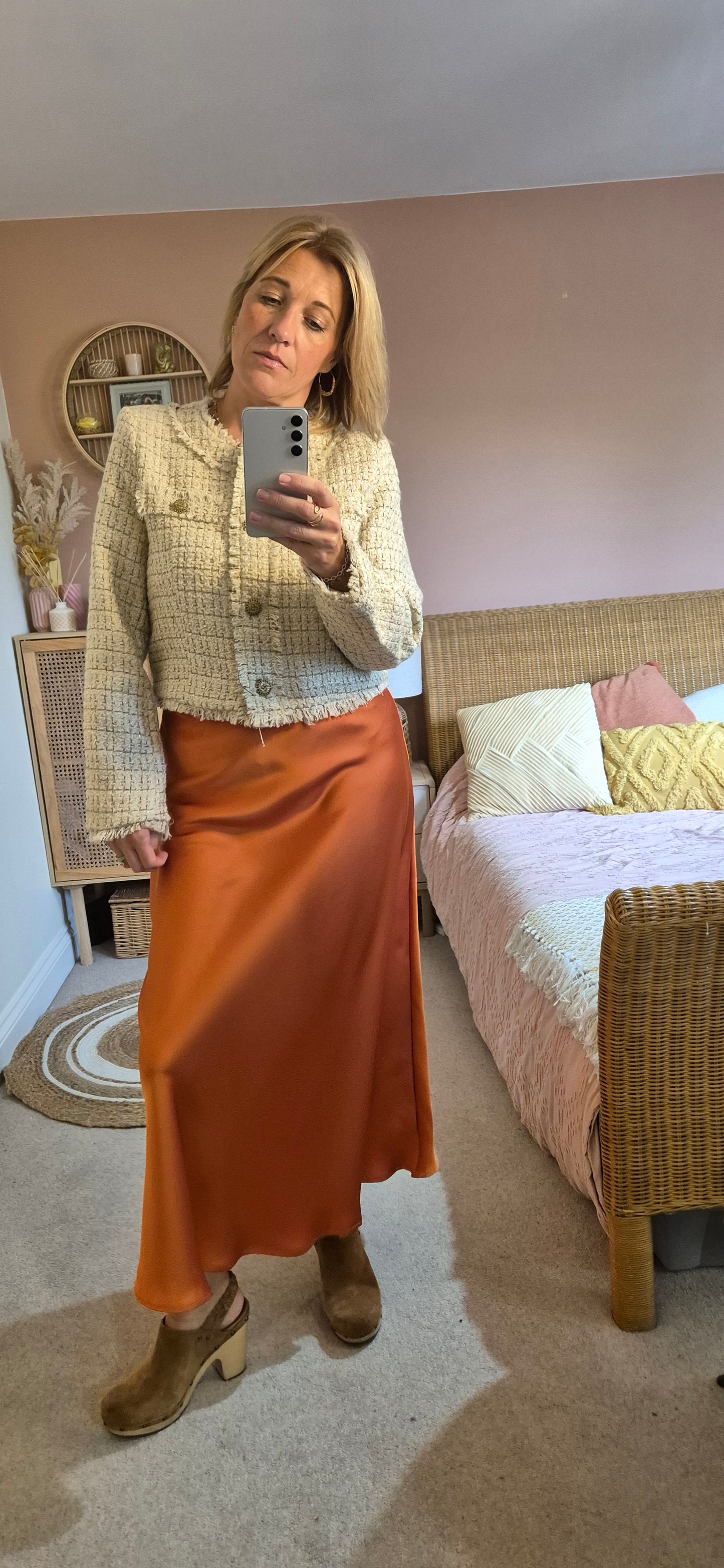 Short Box Jacket - Beige and Gold Boucle