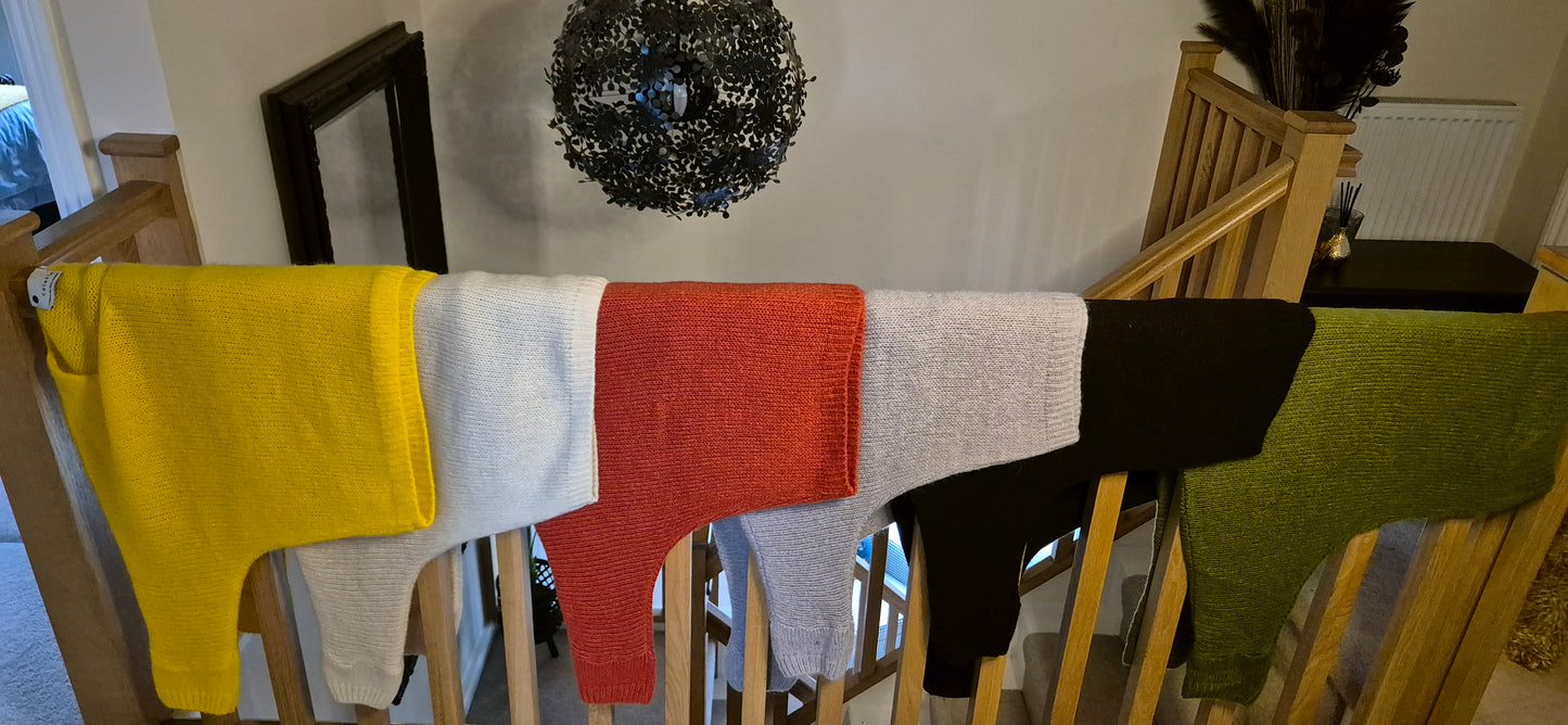 V-neck chunky knit - various colours