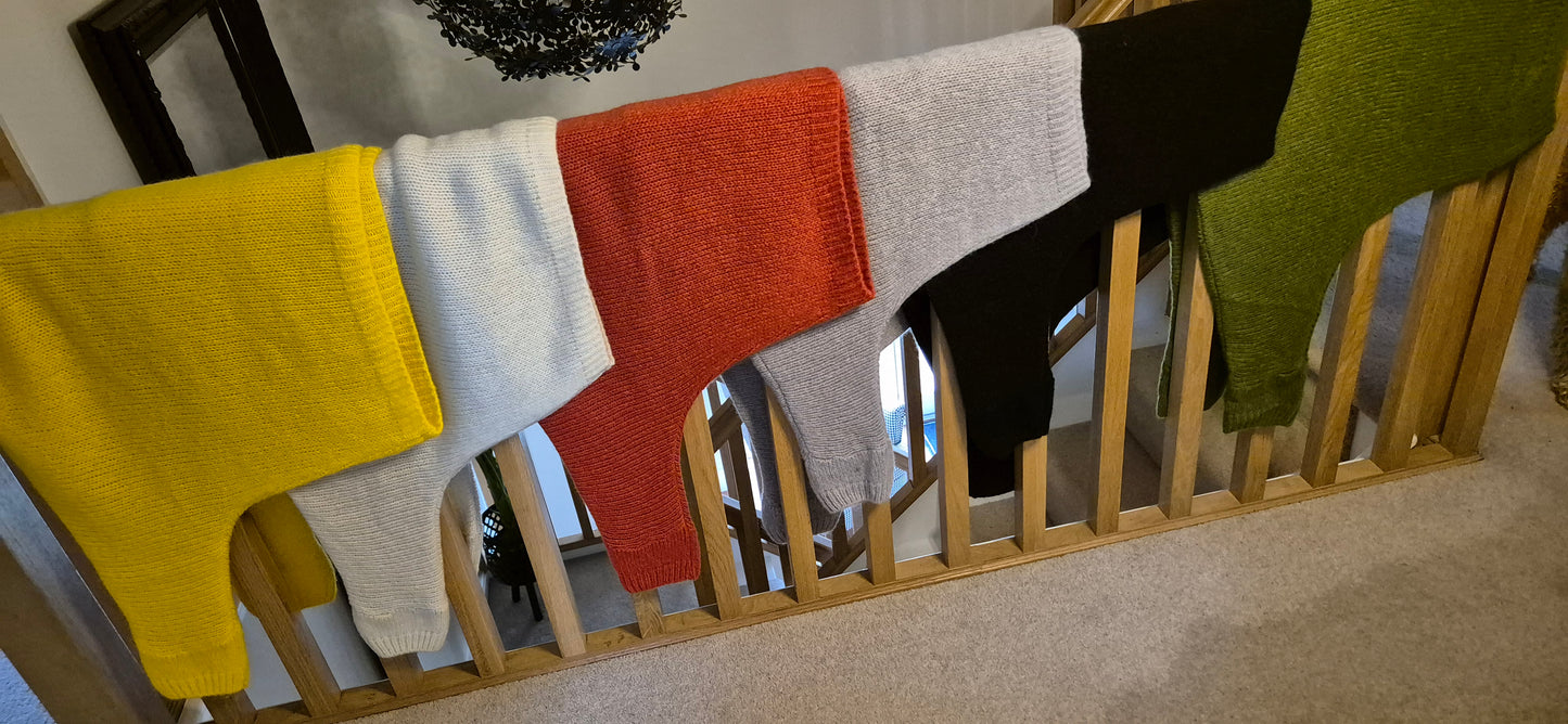 V-neck chunky knit - various colours