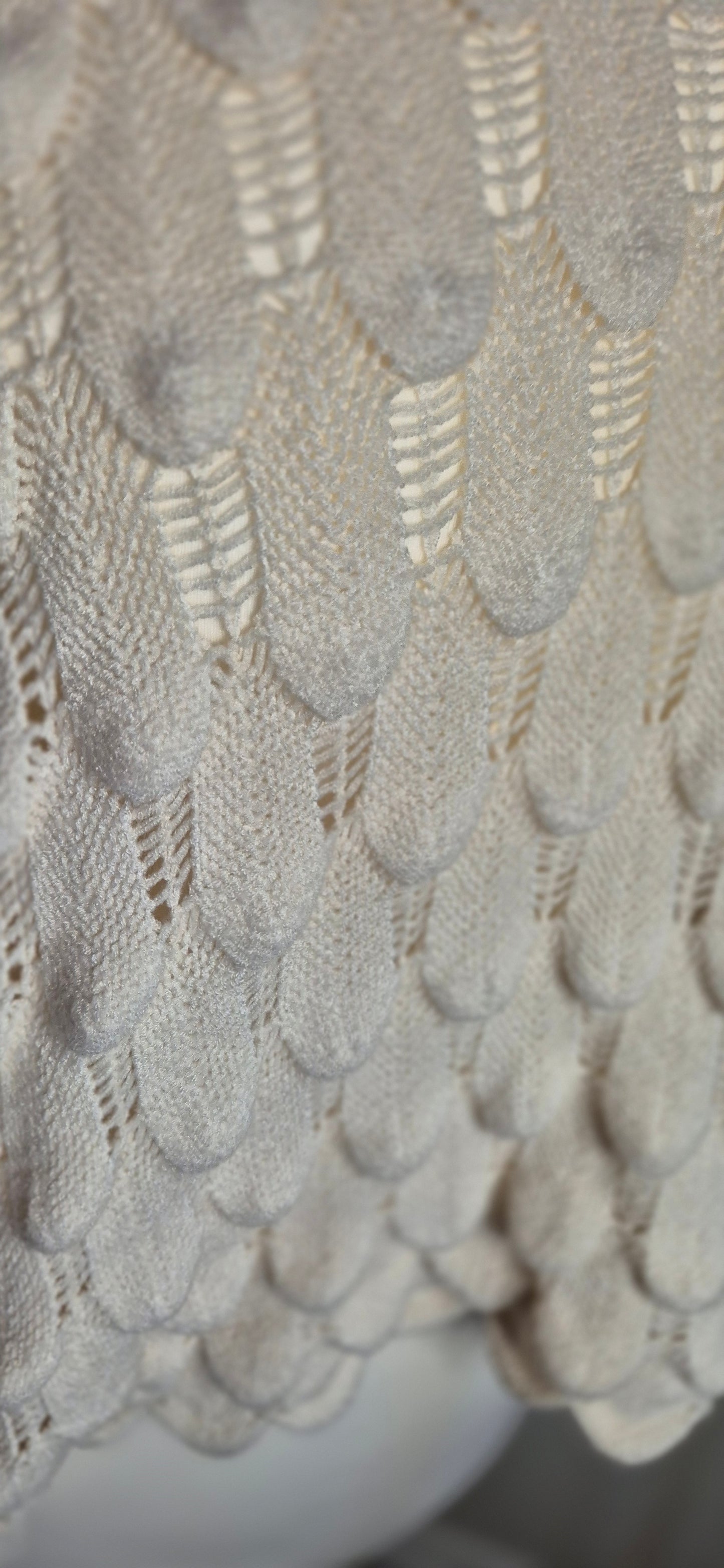 Serena Lightweight Summer Knit with Scallop Detail – One Size, Effortless Elegance