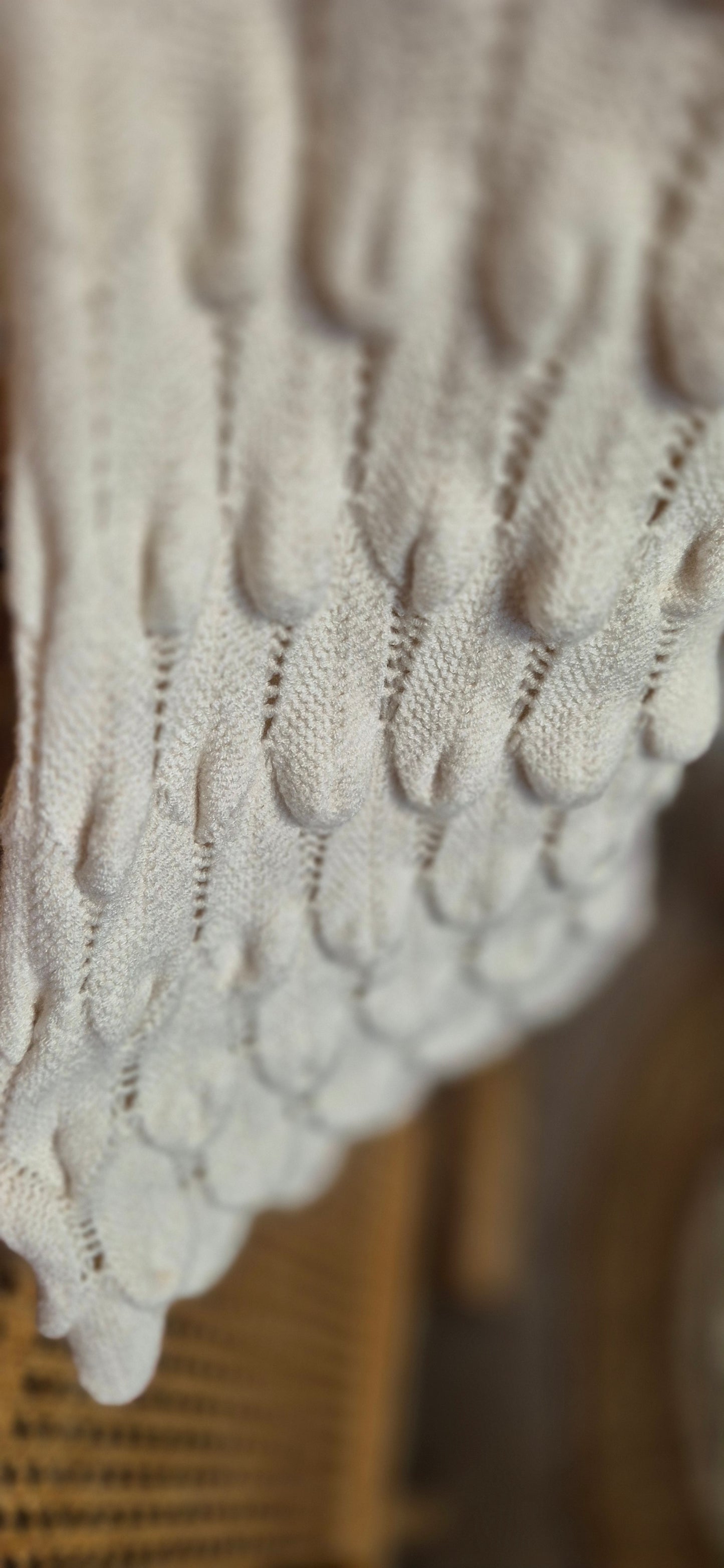Serena Lightweight Summer Knit with Scallop Detail – One Size, Effortless Elegance