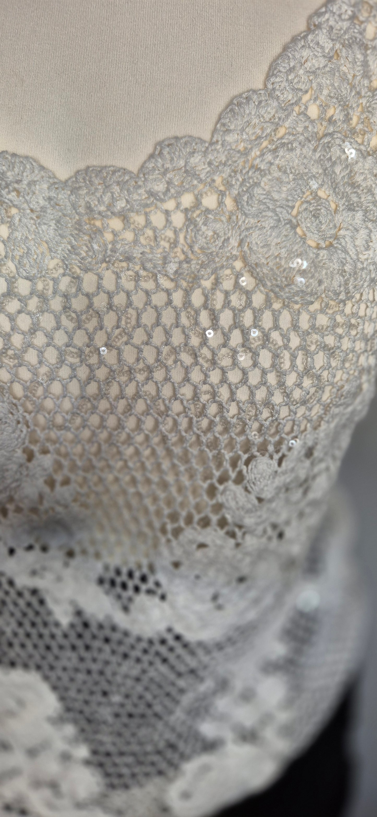 Aurora White Crochet Sequin Vest – Sparkle & Texture for Effortless Summer Layering