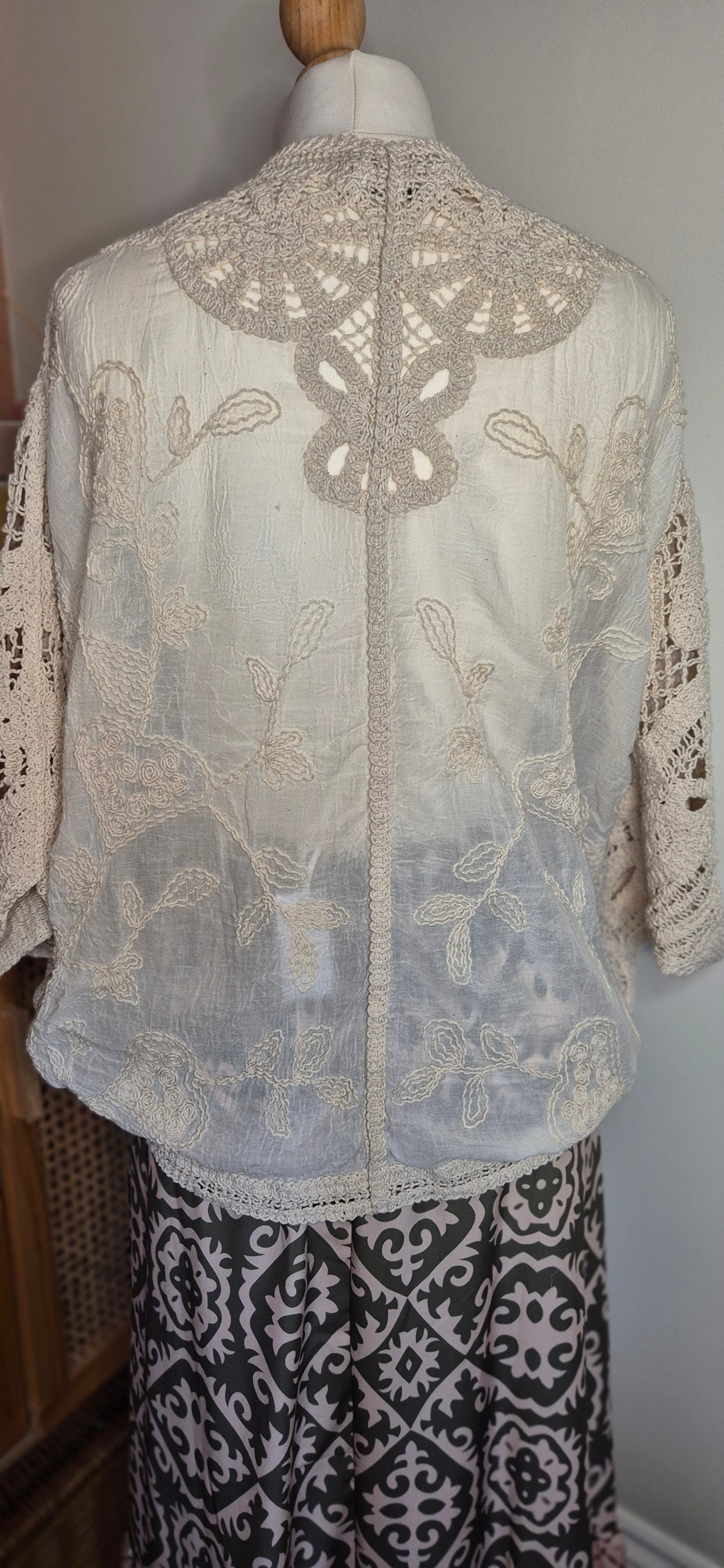 Maris Cotton Crochet Button-Front Top – Lightweight & Effortless Summer Layer