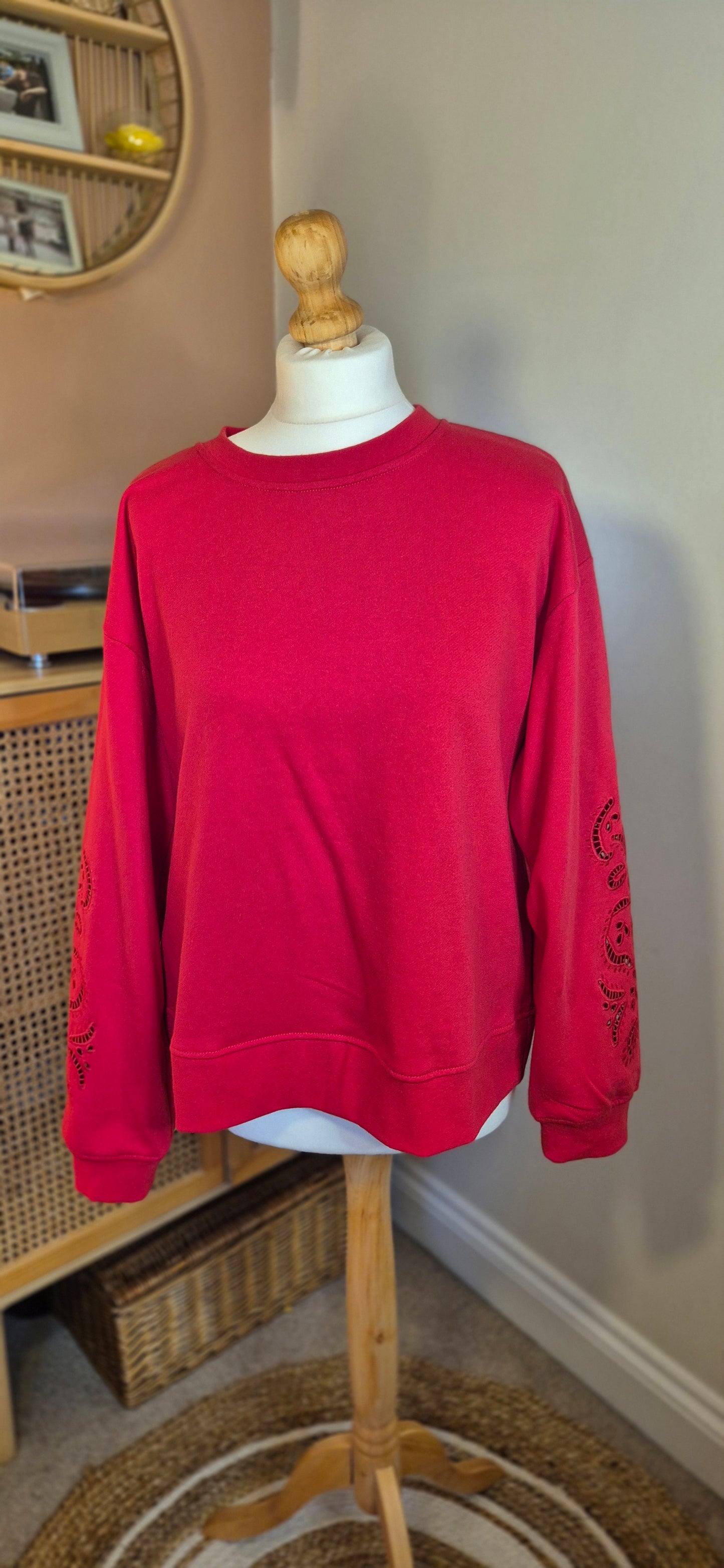 Josie Sweatshirt – Everyday Comfort with a Stylish Twist