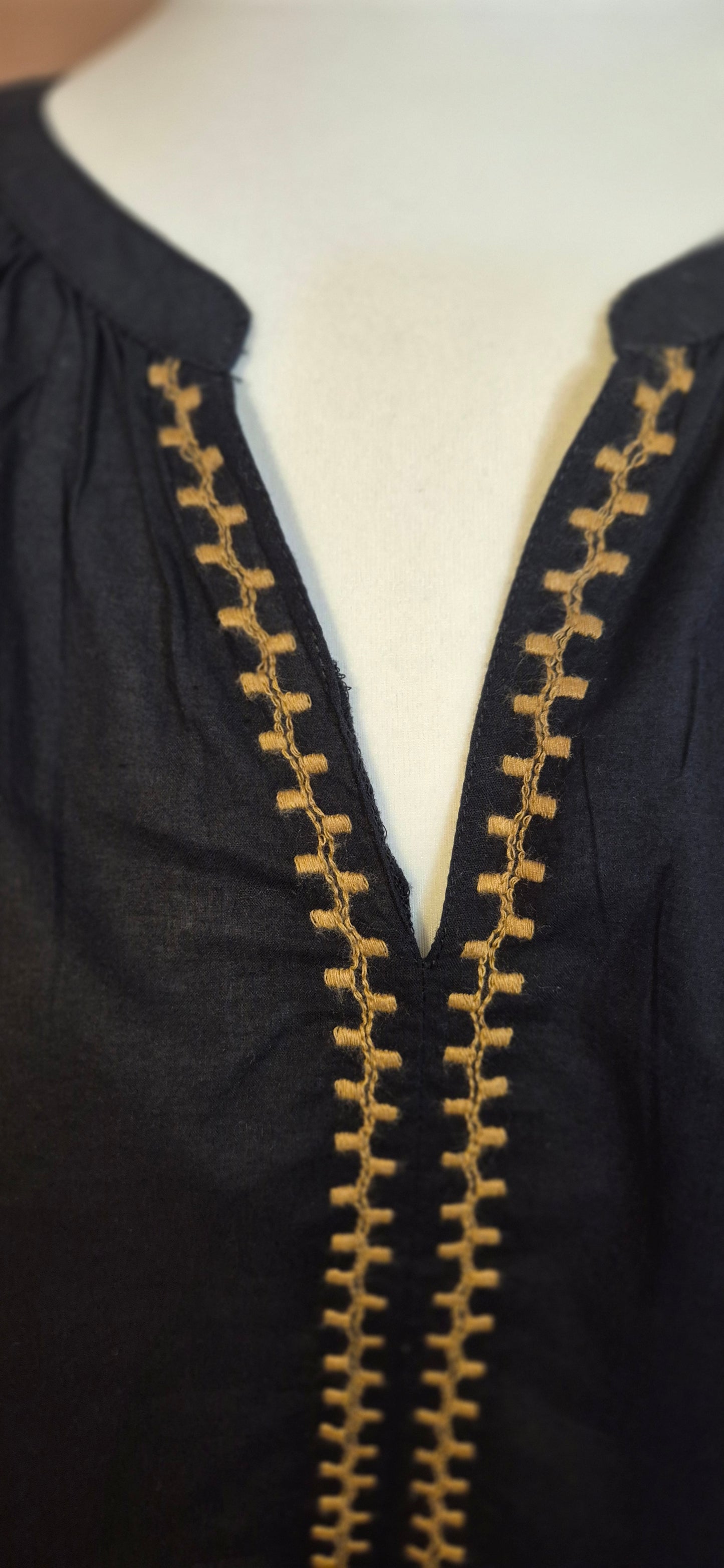 Jessica Blouse – Boho Chic with Embroidered Elegance