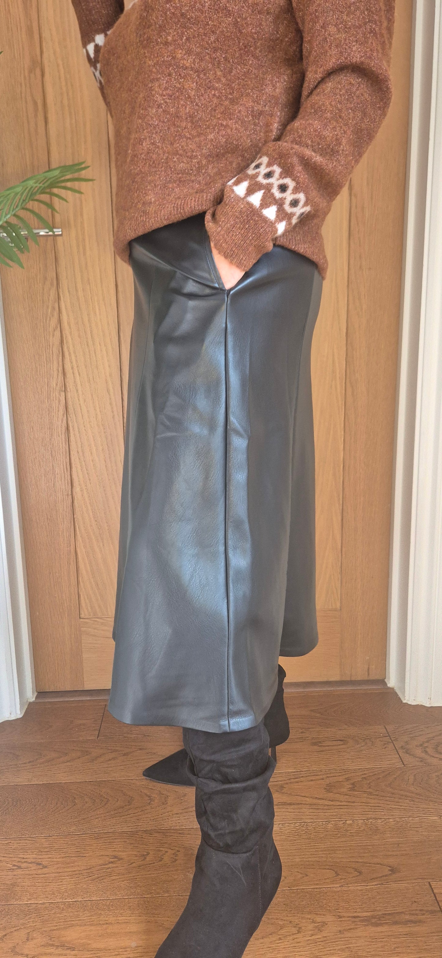 Paloma Leather-Look Midi Skirt – Black or Chocolate Brown
