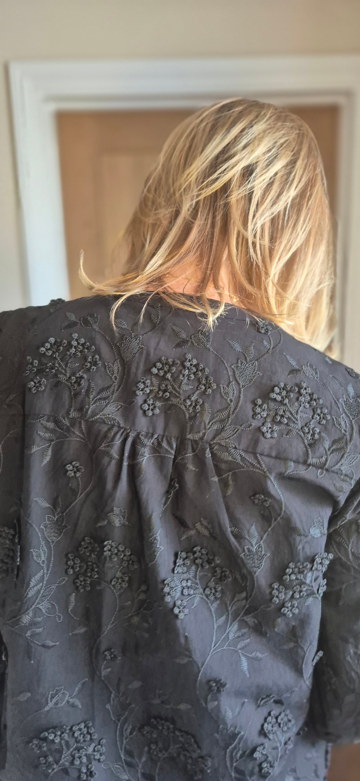Hilda Appliqué Cotton Shirt – Black or White