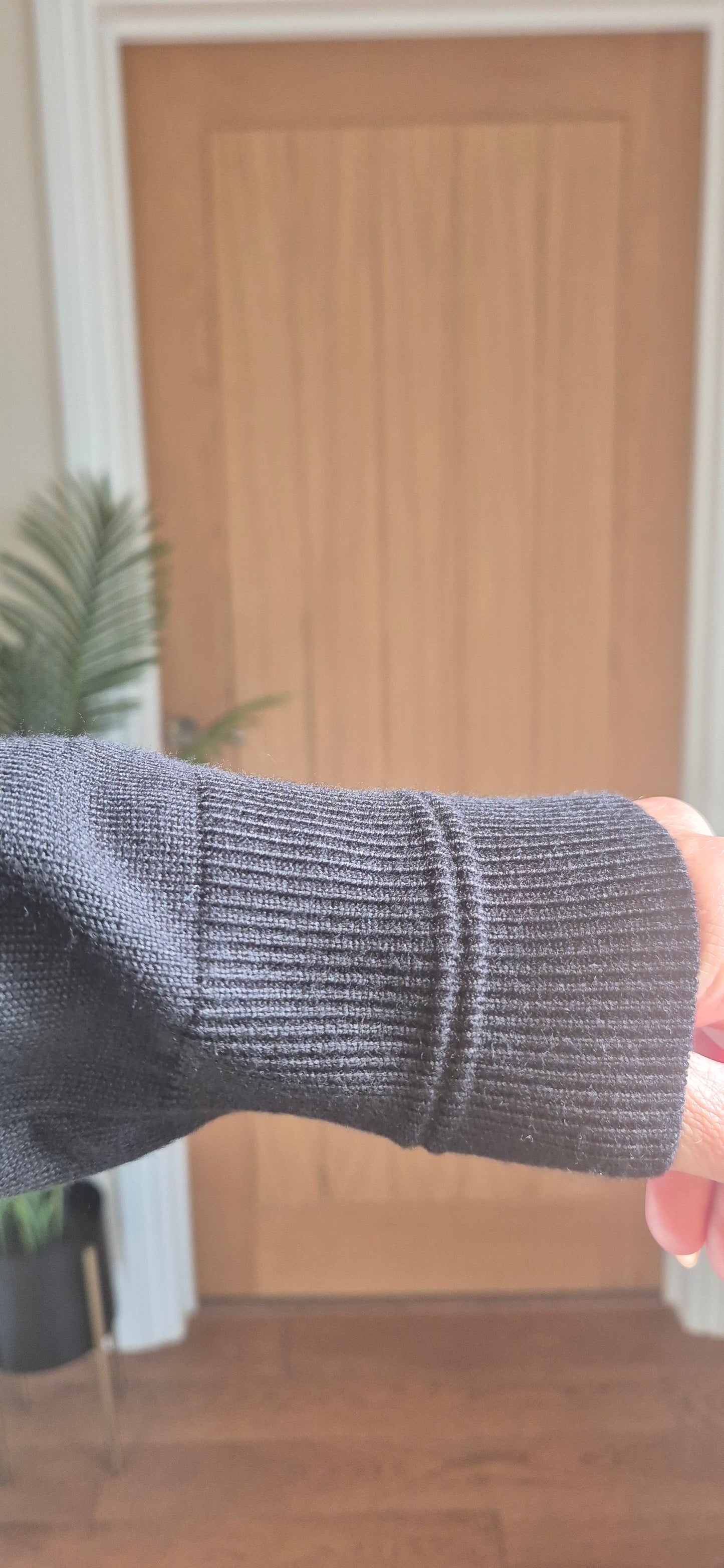 Allegra Sweater – Lightweight Knit in Black or Burgundy