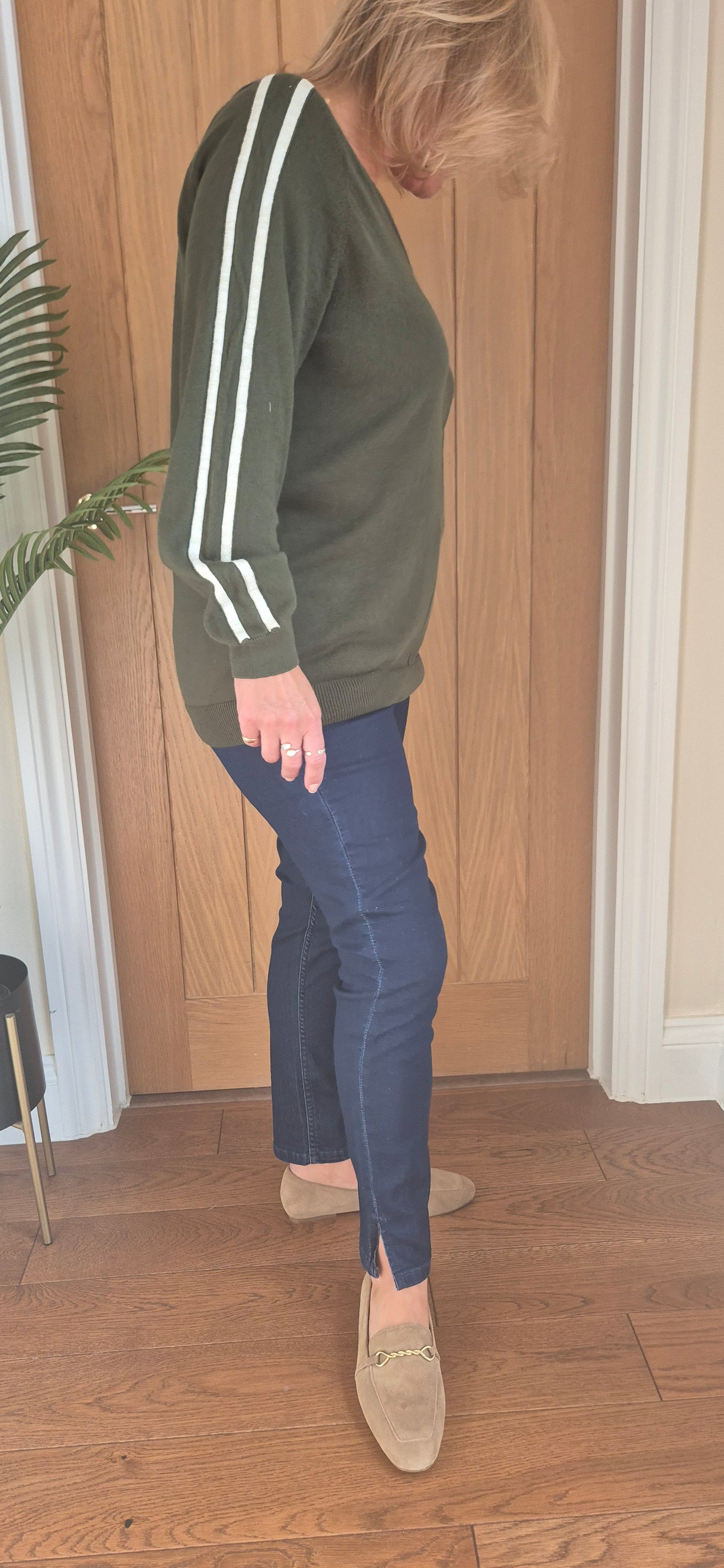 Jane Jeans – Dark Denim Slim Leg with Hem Split