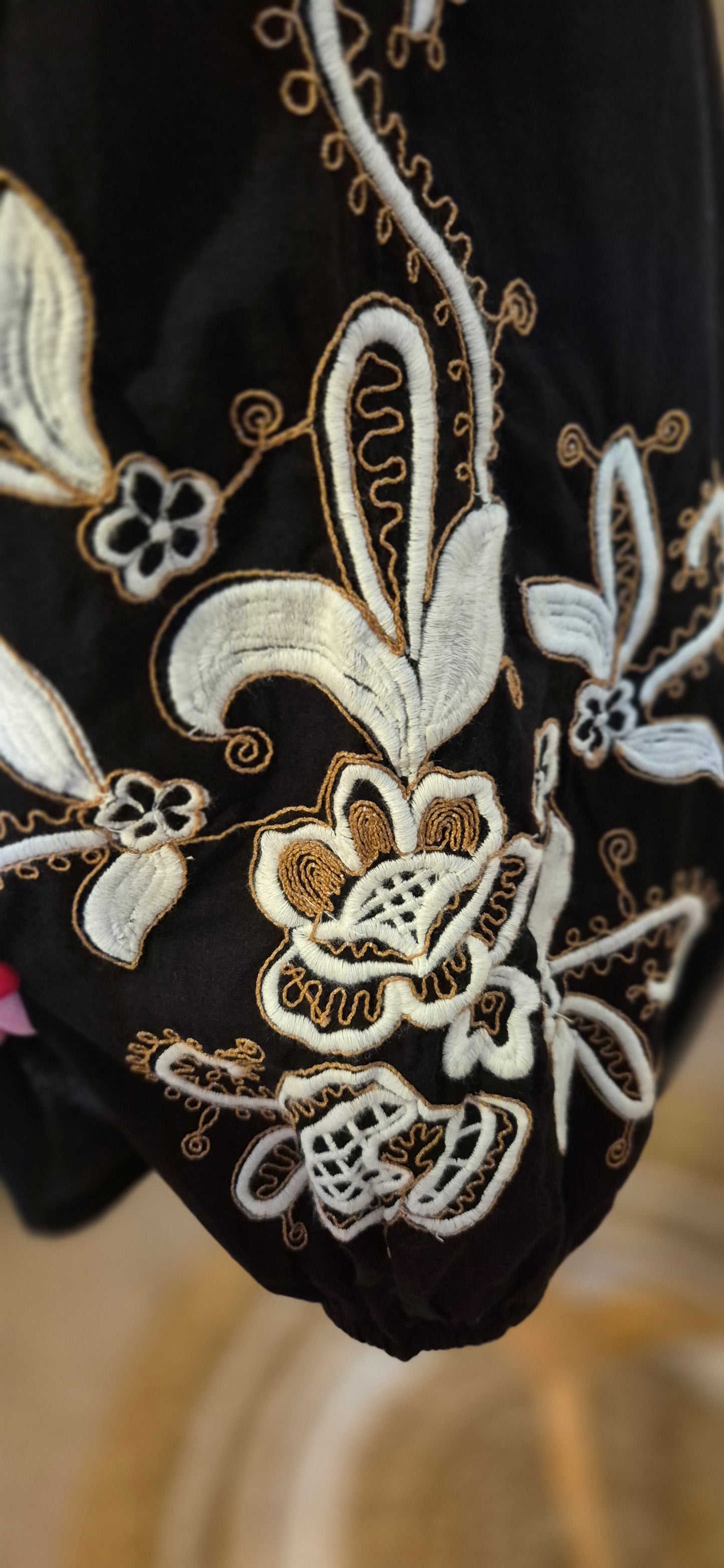 Jessica Blouse – Boho Chic with Embroidered Elegance