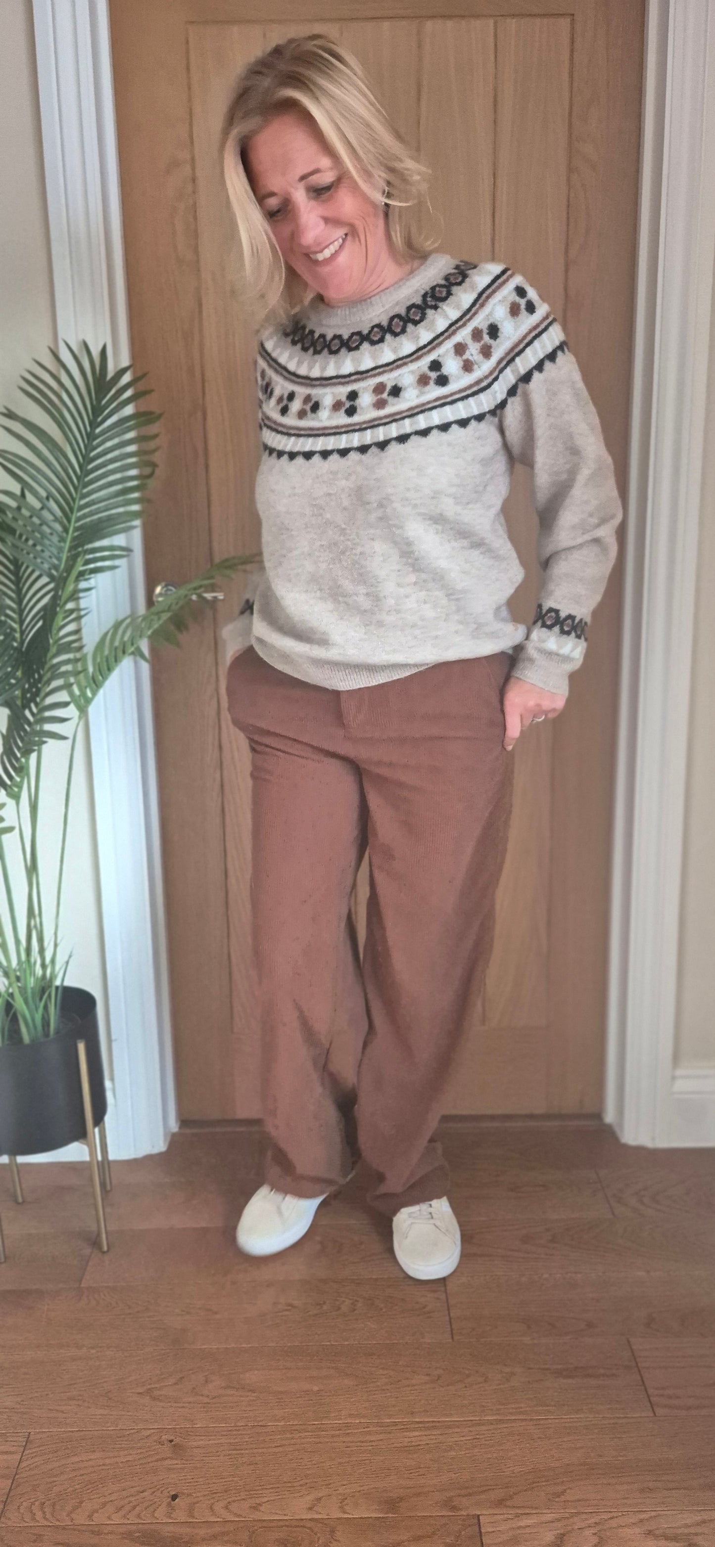 Kanna Corduroy Trousers – Tobacco