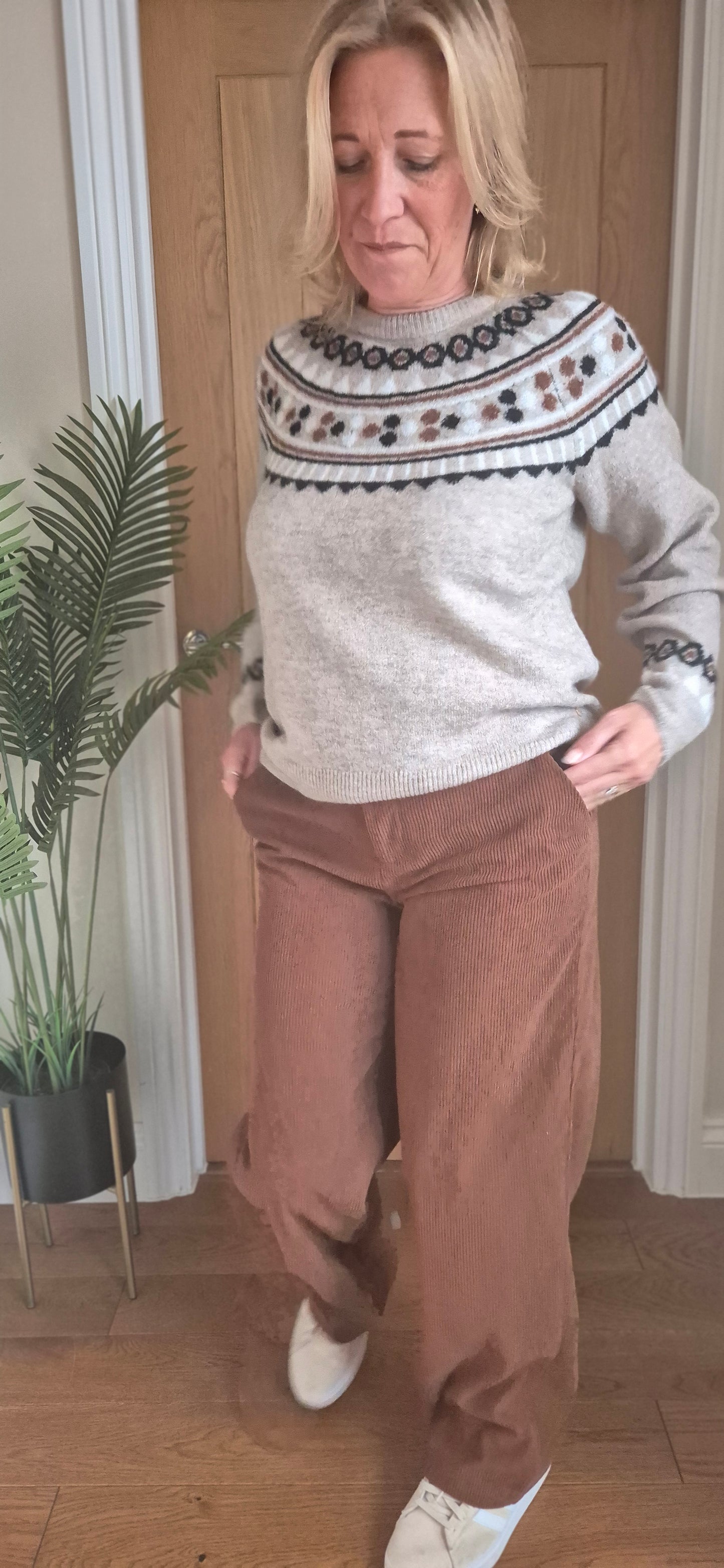Kanna Corduroy Trousers – Tobacco