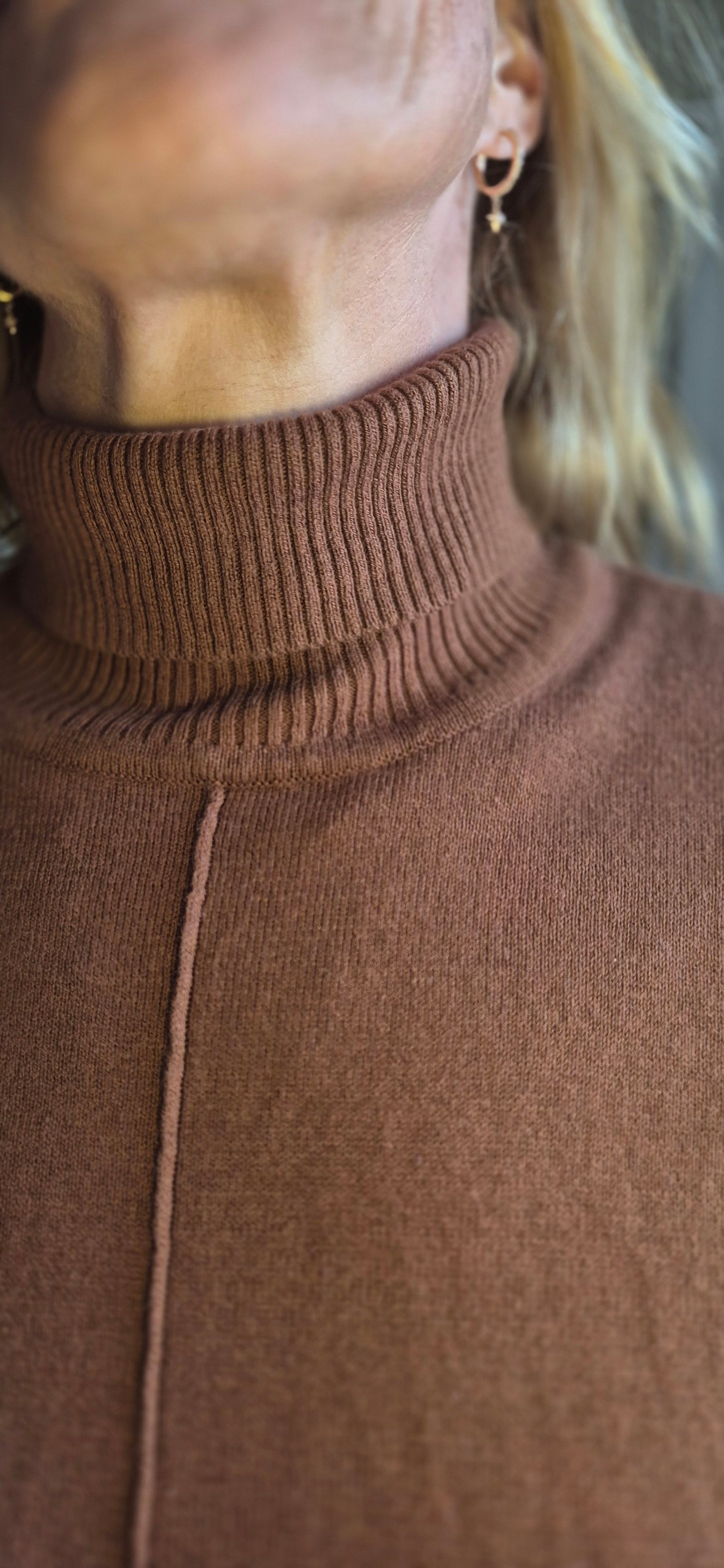 Anva Rollneck Sweater – Cotton Cashmere Blend
