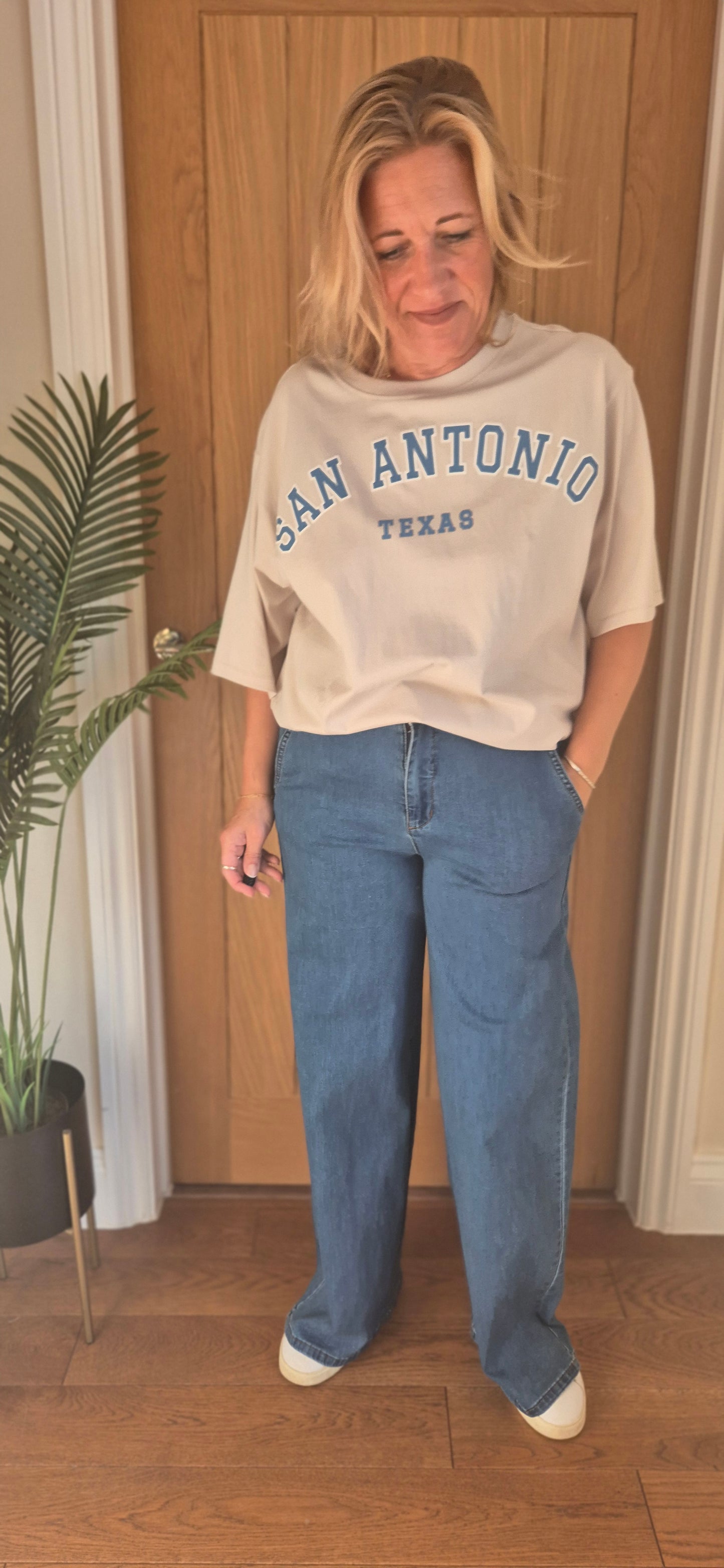 Lola Wide Leg Jeans – Mid Blue Denim