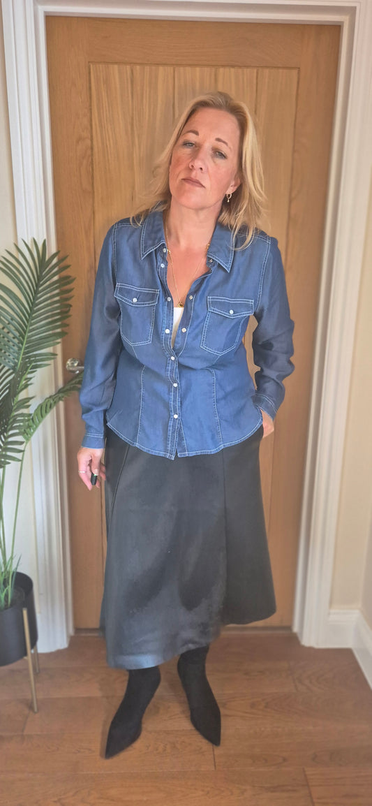 Livia Shirt – Lightweight Denim-Look Viscose